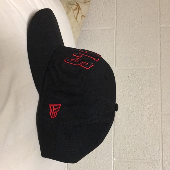 SnapBack - Picture 3 of 4